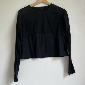 Lululemon black long-sleeve in excellent condition